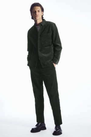 Pantalones Chinos COS Directo-Leg Corduroy Hombre Verde Oscuro España Rebajas 250OMGNLV