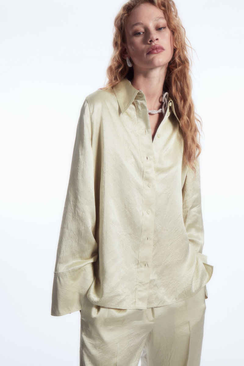 Camisas COS Anchos-Sleeve Crinkled-Satin Mujer Creme España Rebajas 185PGVYAW