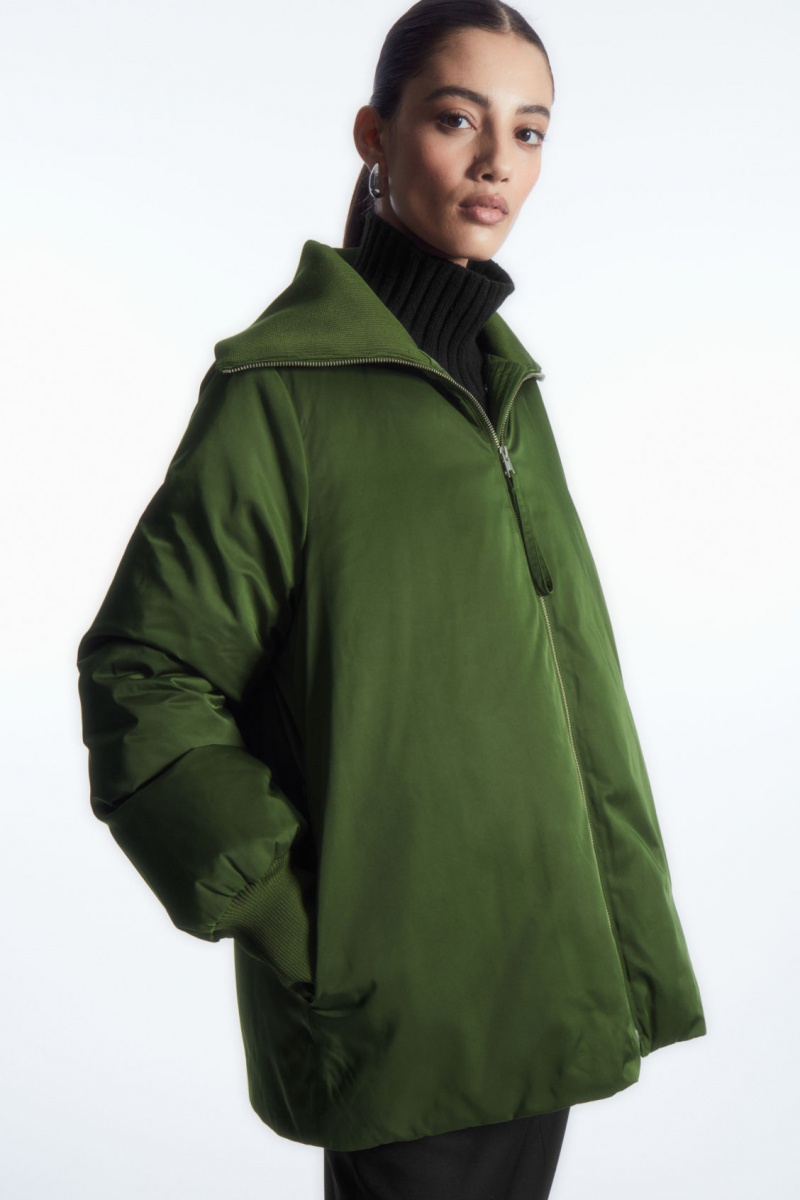 Chaquetas COS Acanalado-Collar Puffer Mujer Verde Oscuro España Rebajas 140UFOLKX